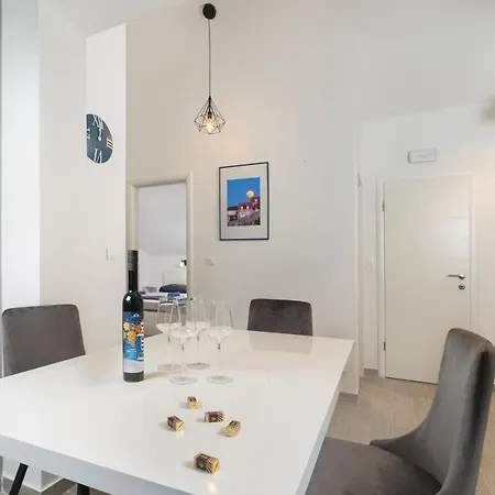 شقة New With Stunning Sea View & Private Pool دوبروفينك